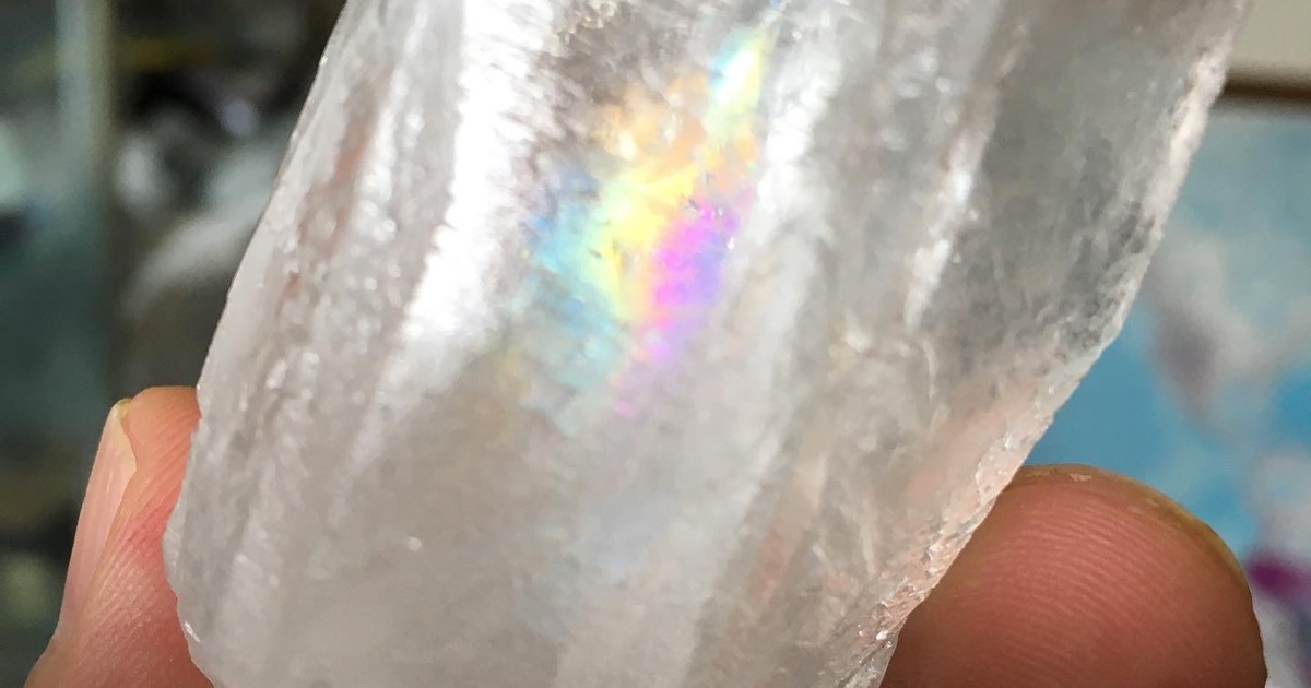 アメリカ、アーカンソー産の水晶、レインボークォーツ | 千葉で天然石